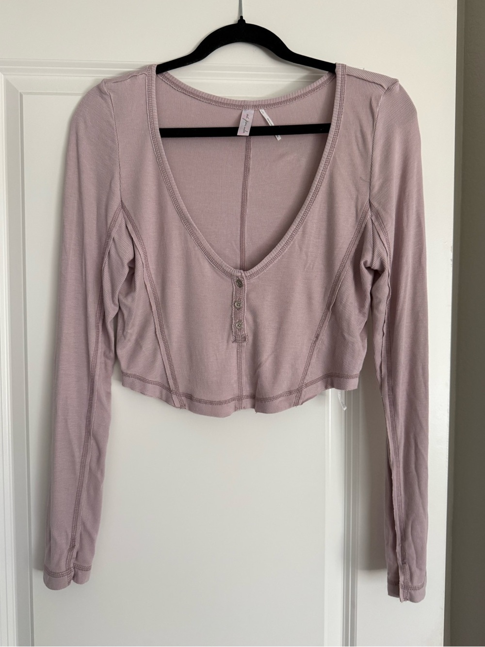 Urban Outfitters Cropped Long-Sleeve Henley Top in Dusty Pink